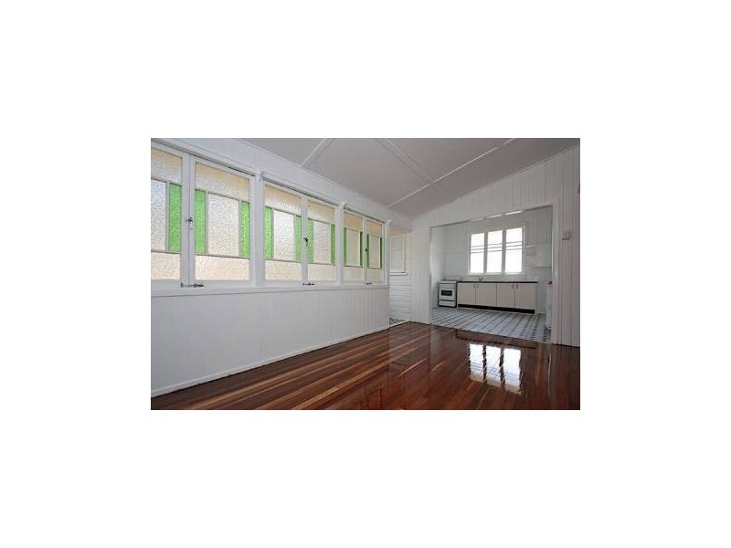 7 Lawrence St, North Ipswich QLD 4305