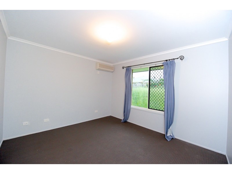5 Des Arts Place, Wulkuraka QLD 4305