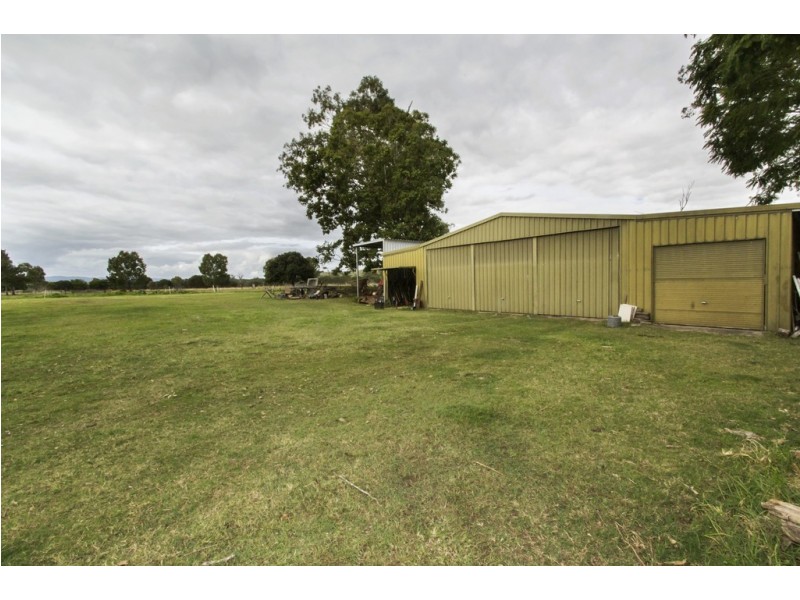 85 NERREMAN ROAD, Wivenhoe Pocket QLD 4306