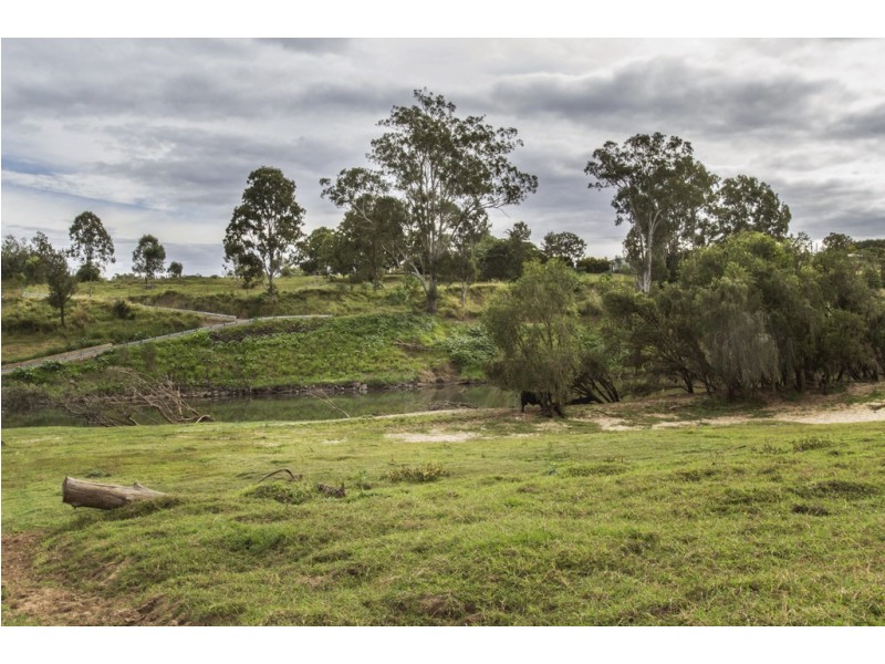 85 NERREMAN ROAD, Wivenhoe Pocket QLD 4306