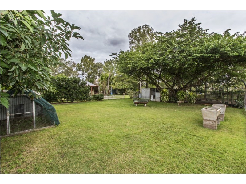 85 NERREMAN ROAD, Wivenhoe Pocket QLD 4306