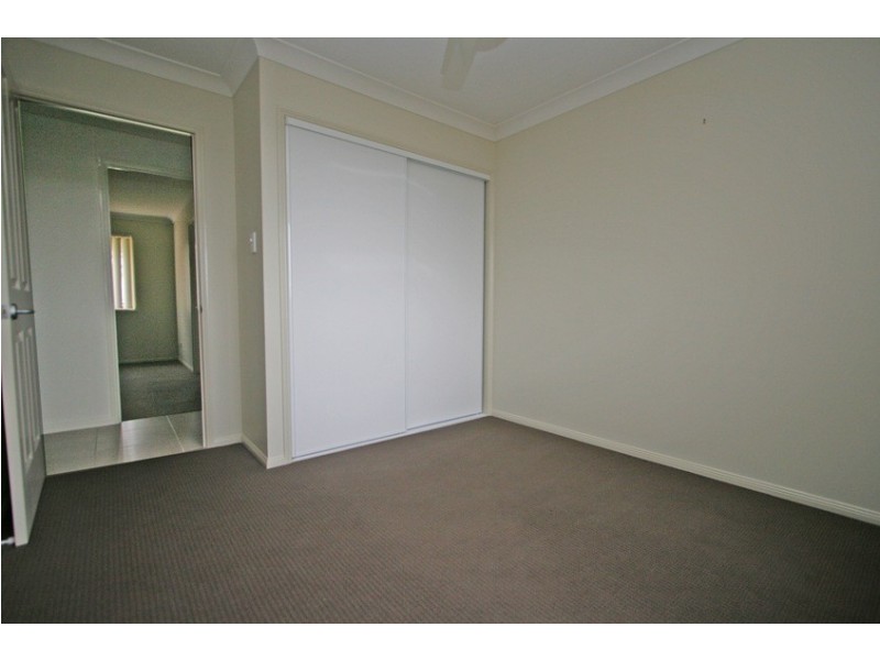 2 Overton Place, Fernvale QLD 4306