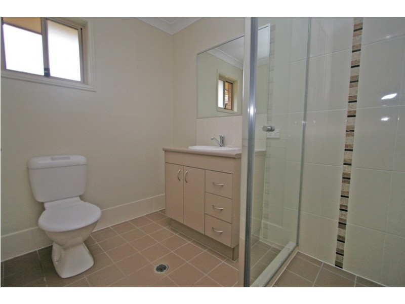 2 Overton Place, Fernvale QLD 4306