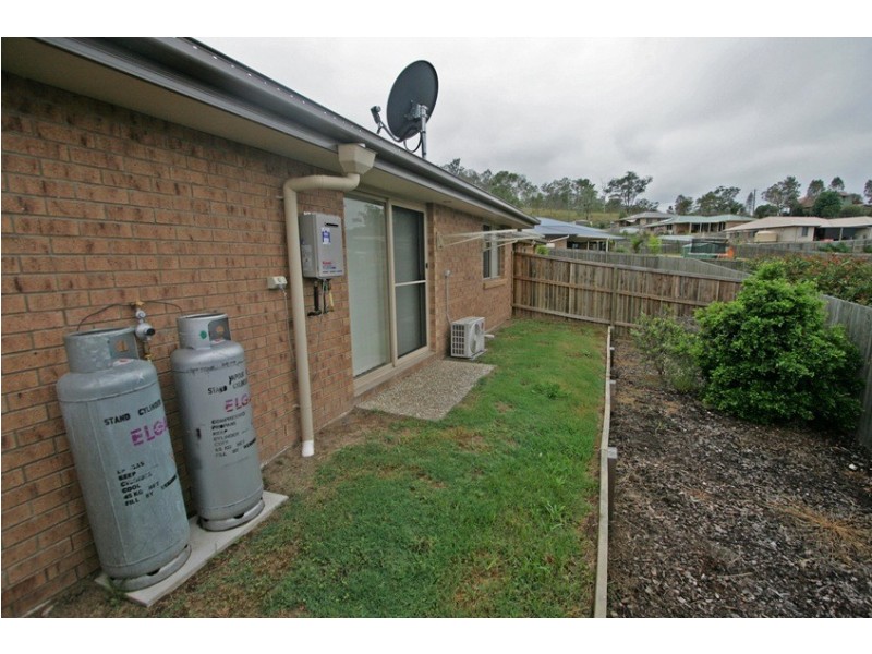 2 Overton Place, Fernvale QLD 4306