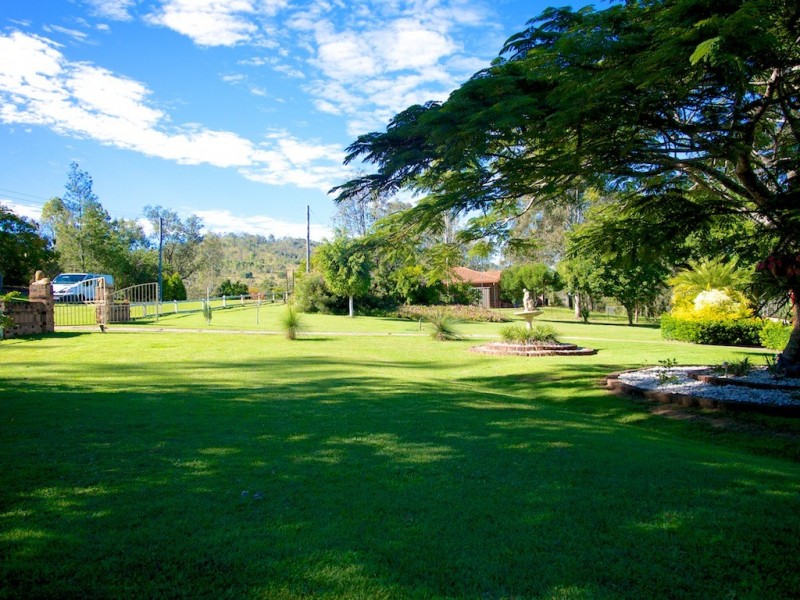 88 Poole Road, Fernvale QLD 4306