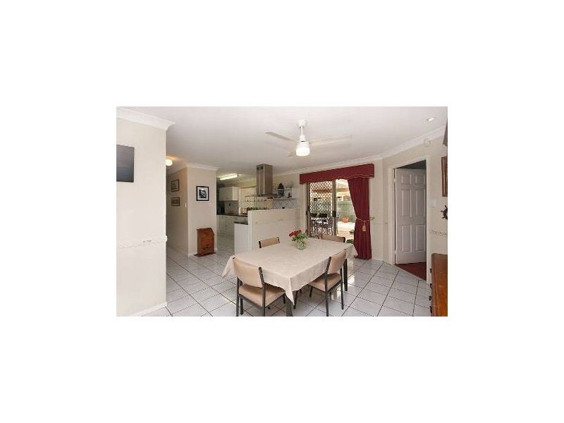32A Thornton St, Raceview QLD 4305