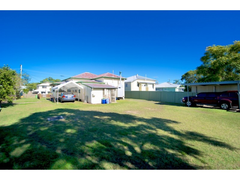 32 Clifton St, North Booval QLD 4304