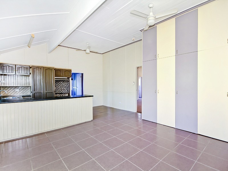 3 Byrne Street, Bundamba QLD 4304