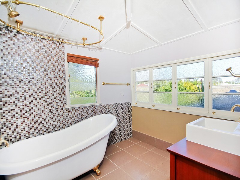 3 Byrne Street, Bundamba QLD 4304
