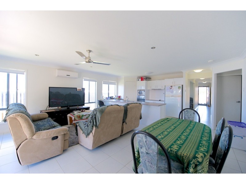 33 Goldenwood cres, Fernvale QLD 4306