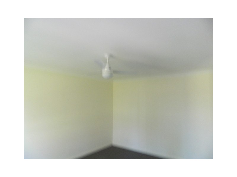 4 Poole Rd, Fernvale QLD 4306