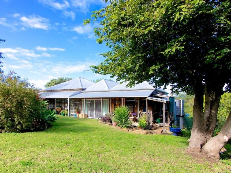 152 LITZOWS ROAD, Lowood QLD 4311