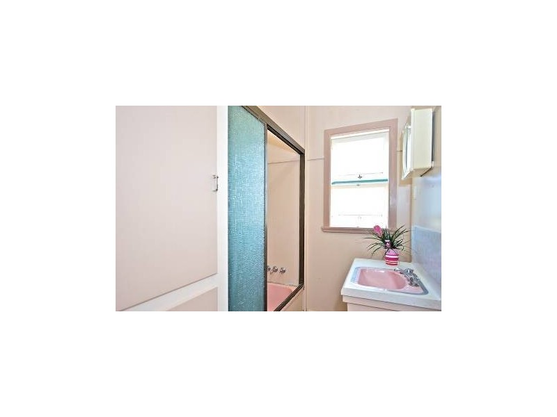 152 Main, Lowood QLD 4311