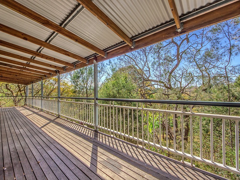 17 Hume St, Woodend QLD 4305