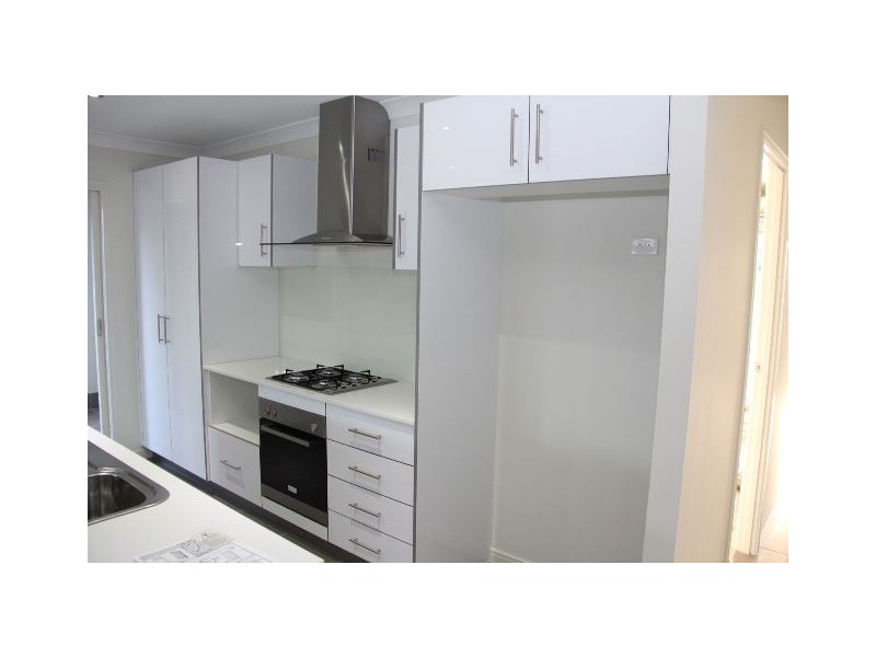 50 Corneilus Drive, Augustine Heights QLD 4300