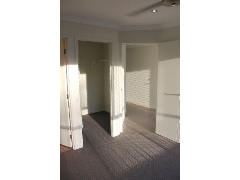 50 Corneilus Drive, Augustine Heights QLD 4300