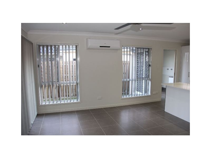 50 Corneilus Drive, Augustine Heights QLD 4300