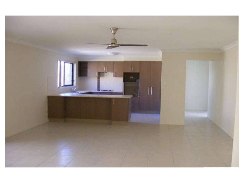 4 Serenity Street, Brassall QLD 4305