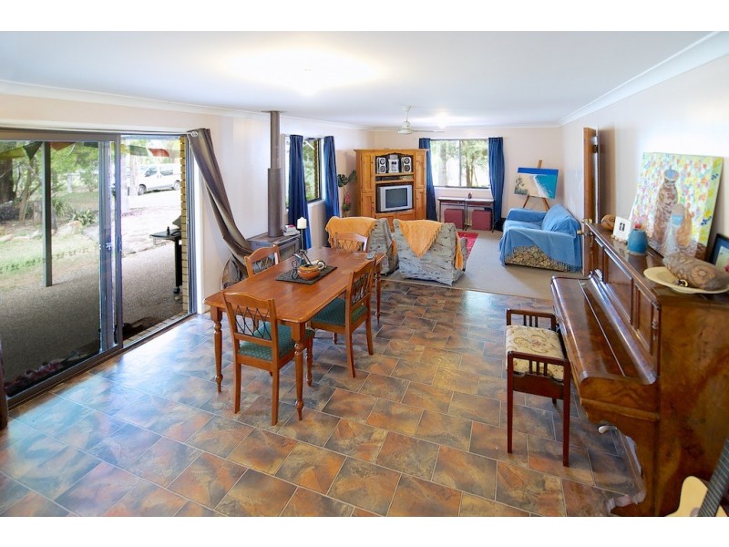 5 Blue Gum Dr, Lowood QLD 4311