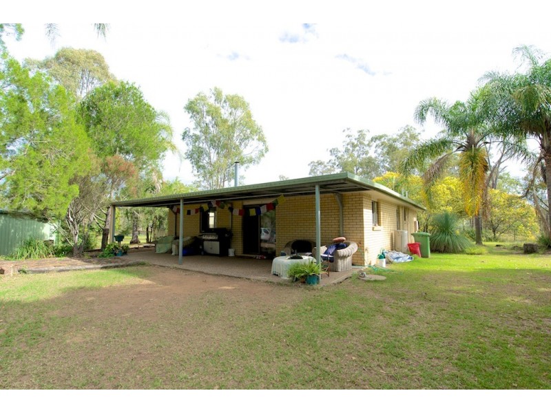 5 Blue Gum Dr, Lowood QLD 4311