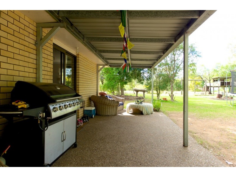 5 Blue Gum Dr, Lowood QLD 4311