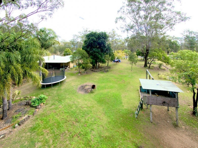 5 Blue Gum Dr, Lowood QLD 4311