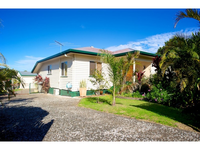 6 Law St, Bundamba QLD 4304