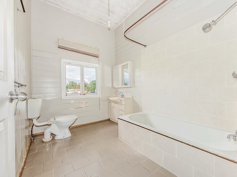 106 Prospect St, Lowood QLD 4311