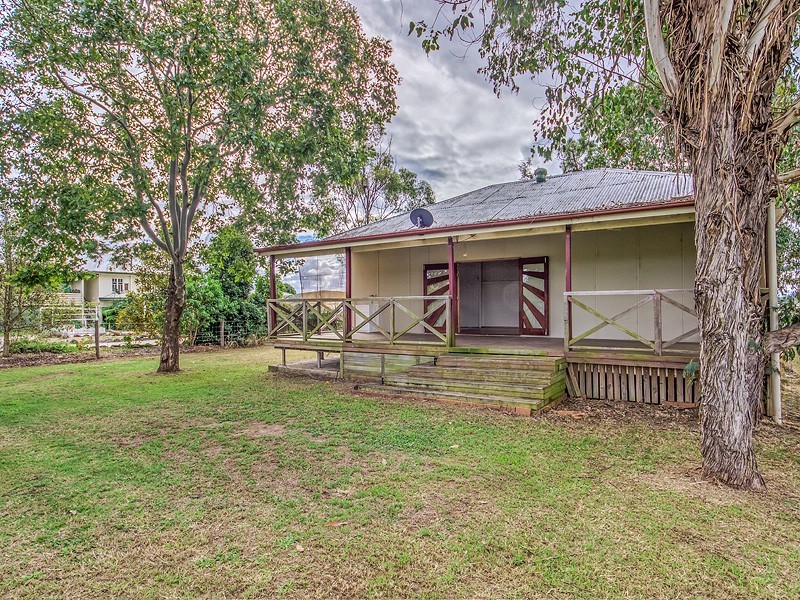 106 Prospect St, Lowood QLD 4311
