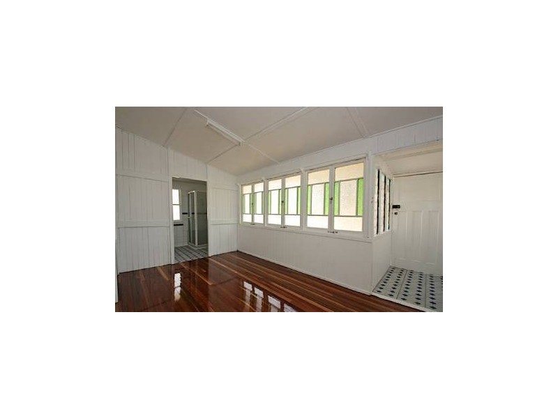 7 Lawrence Street, North Ipswich QLD 4305