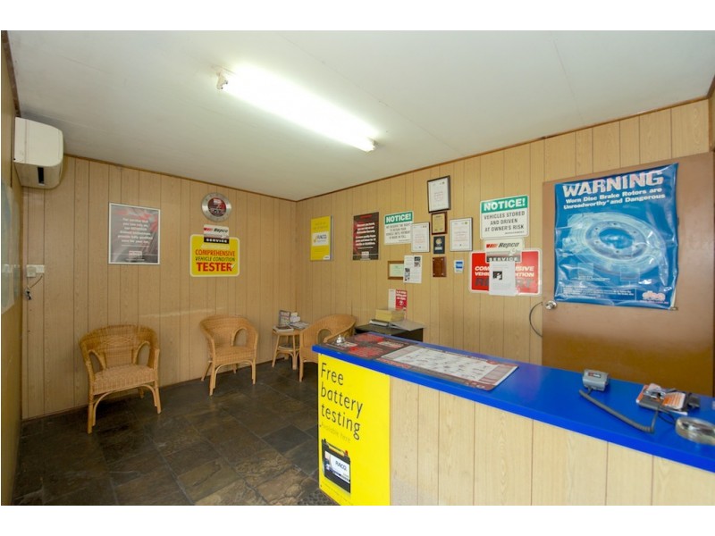 1 Main St, Fernvale QLD 4306