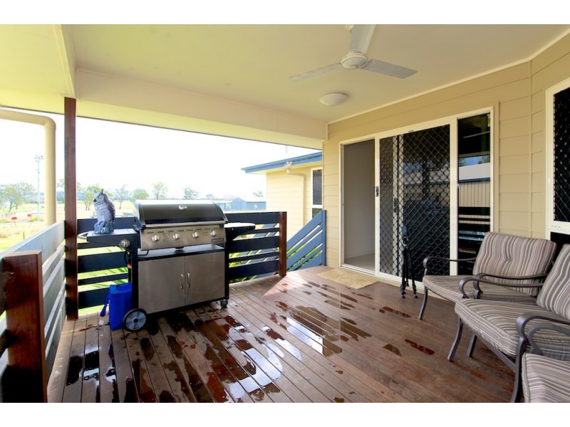 30 RED HILL RD, Wilsons Plains QLD 4307