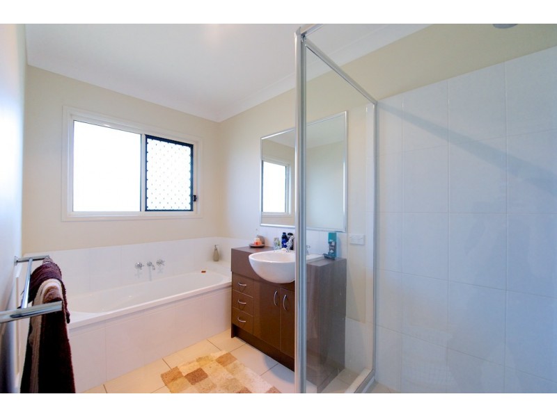 30 RED HILL RD, Wilsons Plains QLD 4307