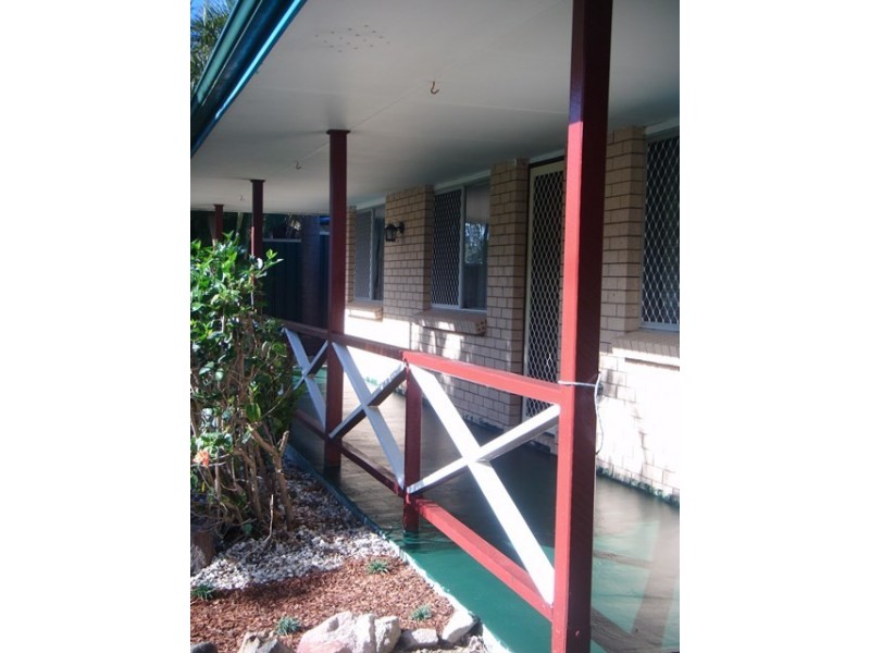 9 McInnerney St, Collingwood Park QLD 4301