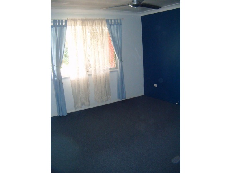 9 McInnerney St, Collingwood Park QLD 4301