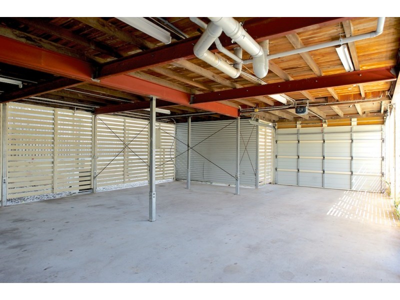 2C McMahon St, Bundamba QLD 4304