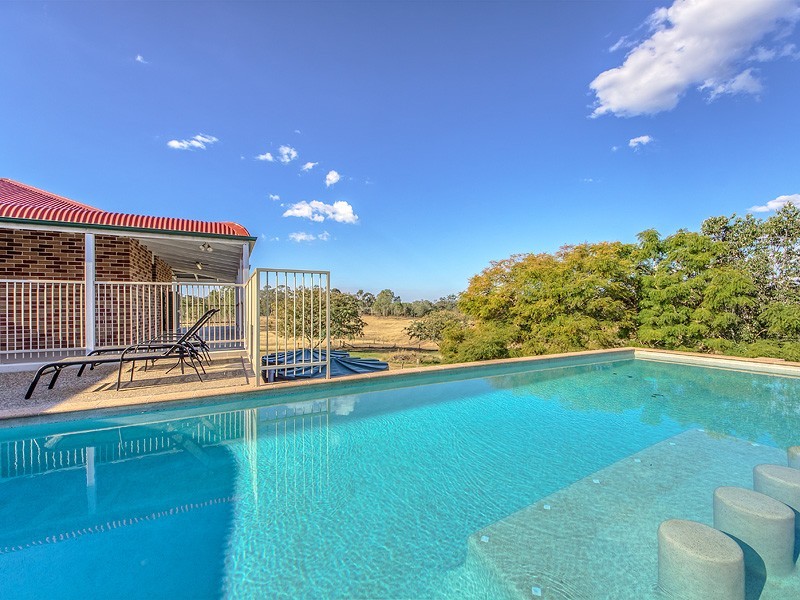 531 Pine Mountain Road, Muirlea QLD 4306