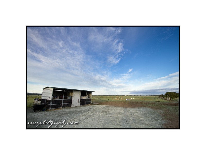 157 Jendra Rd, Coolana QLD 4311