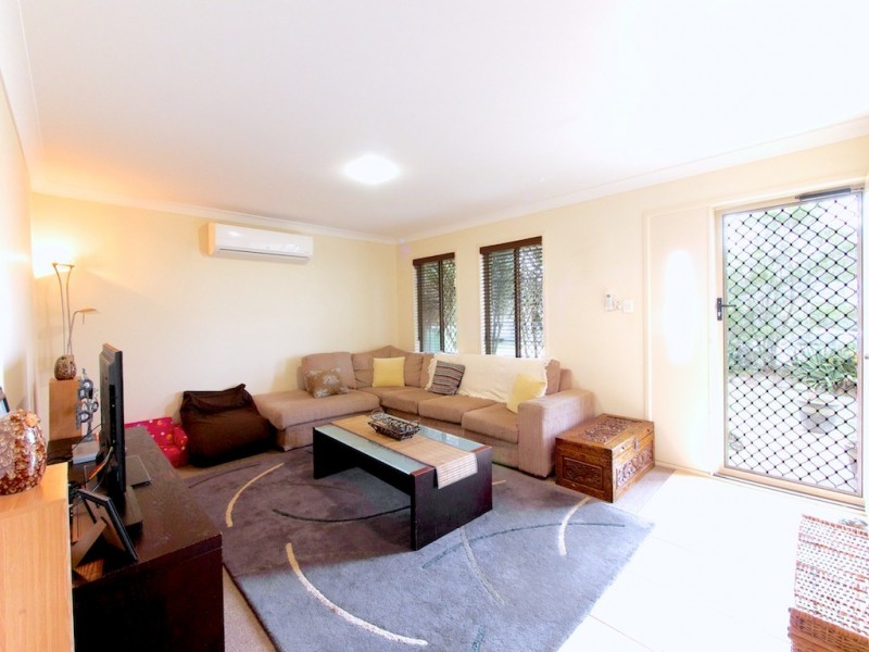 7 Overton Pl, Fernvale QLD 4306