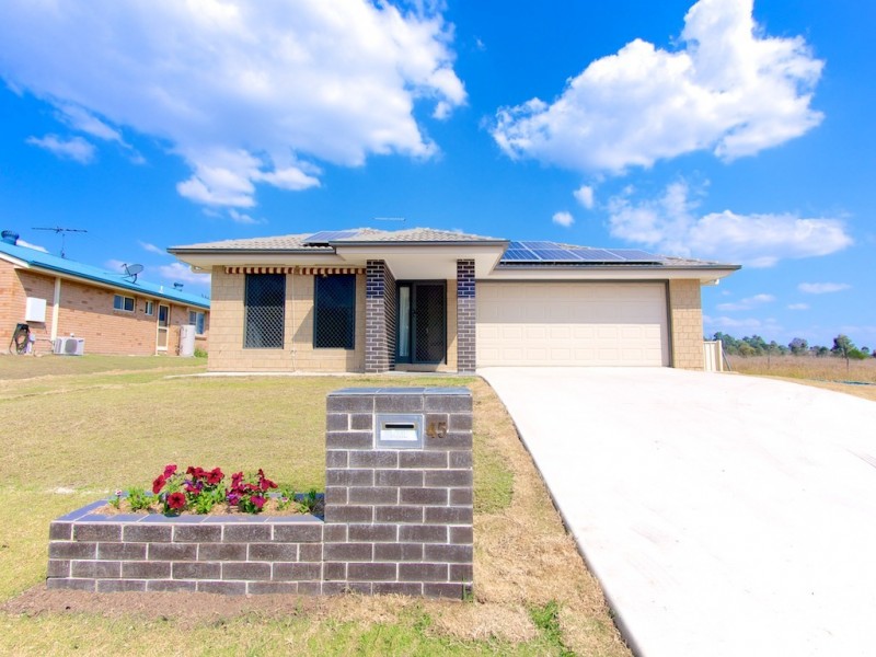 45 Macadamia Rd, Lowood QLD 4311