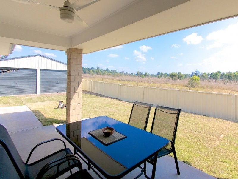 45 Macadamia Rd, Lowood QLD 4311