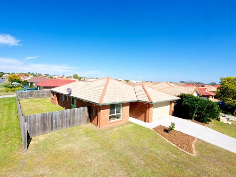 113 Anna Dr, Raceview QLD 4305