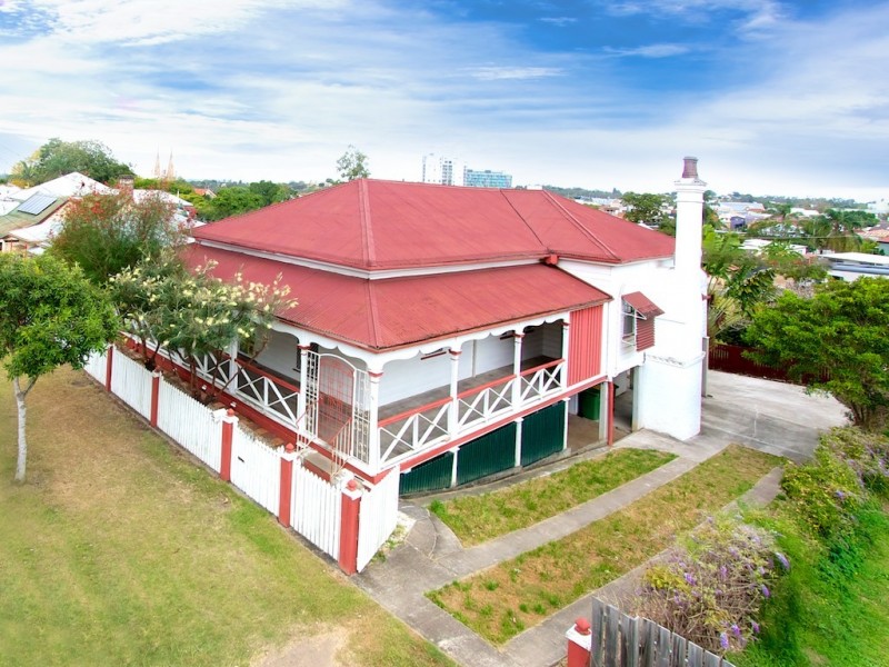 16 Arthur St, Woodend QLD 4305