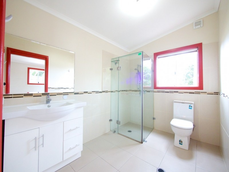 16 Arthur St, Woodend QLD 4305