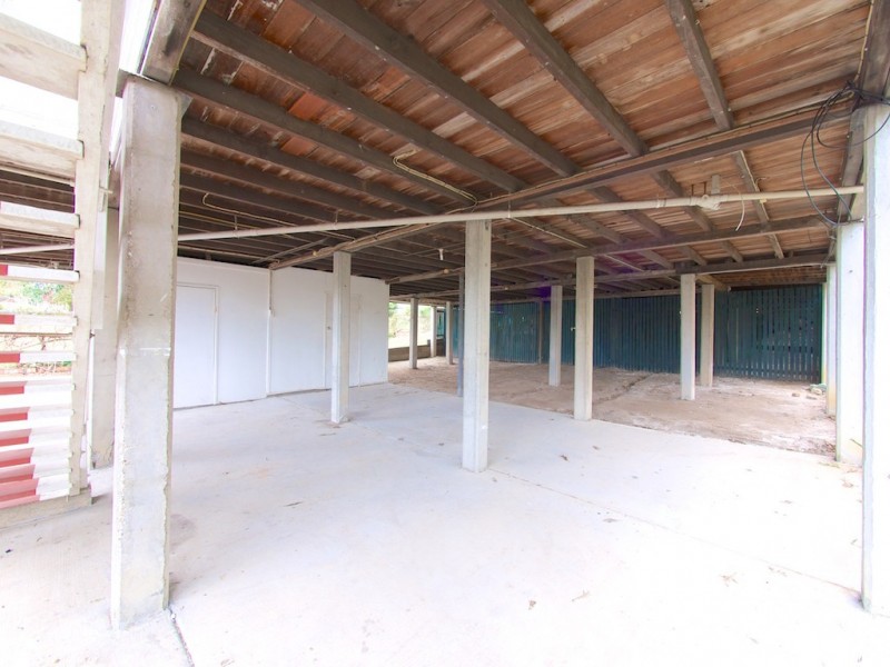 16 Arthur St, Woodend QLD 4305