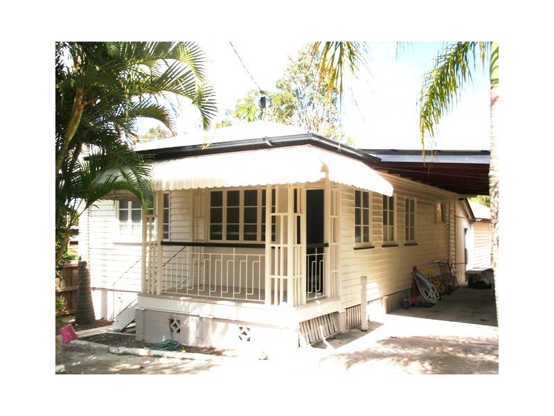 16a Hayes St, Brassall QLD 4305