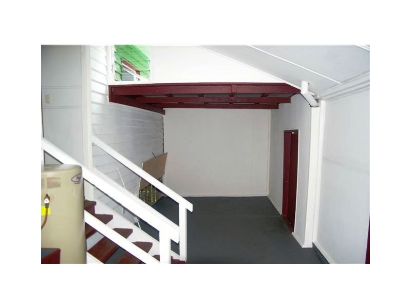 16a Hayes St, Brassall QLD 4305