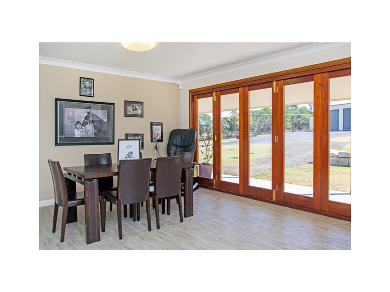 385 Fernvale Rd, Fairney View QLD 4306