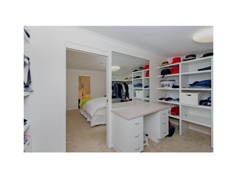 385 Fernvale Rd, Fairney View QLD 4306