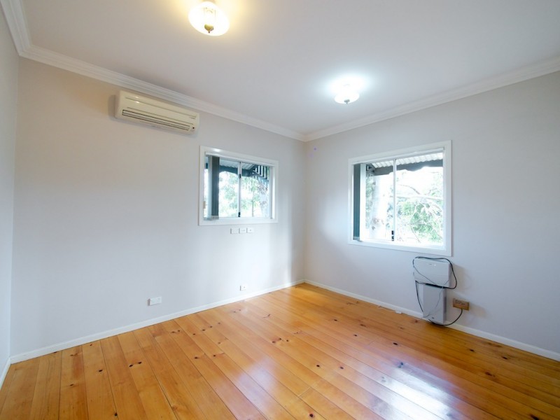 67 Brisbane Rd, Bundamba QLD 4304